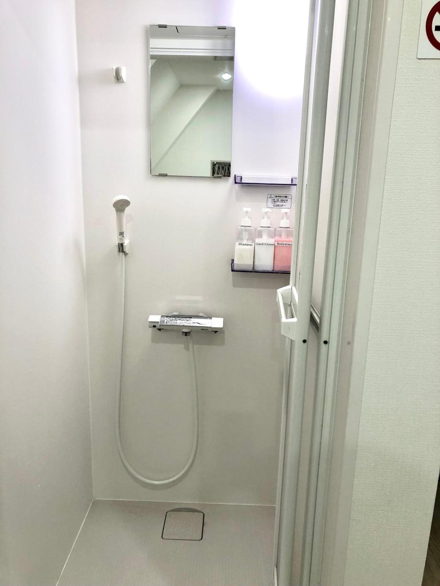 Oku Apartment โตเกียว ภายนอก รูปภาพ